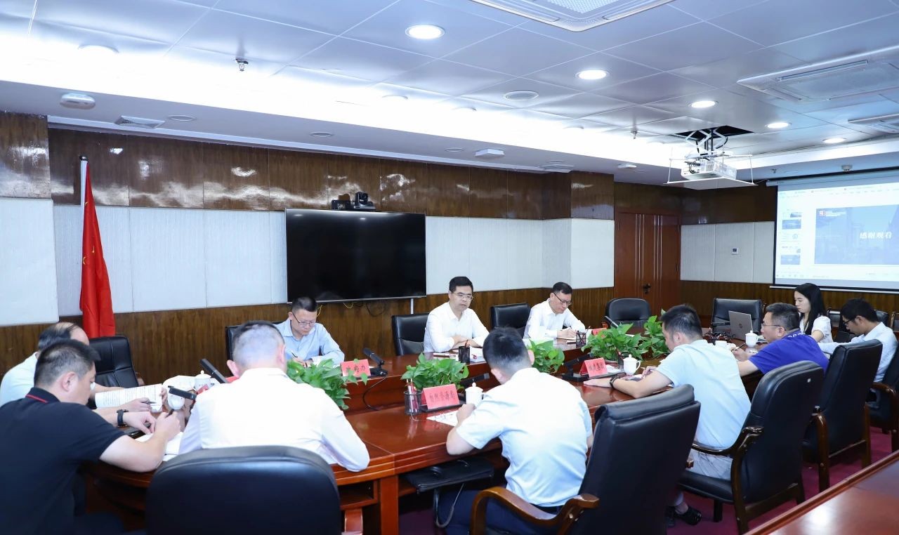 成人网站
重点工作调度会召开 加快推进泉州市建筑设计与装饰产业园改造提升和南埔山片区项目建设